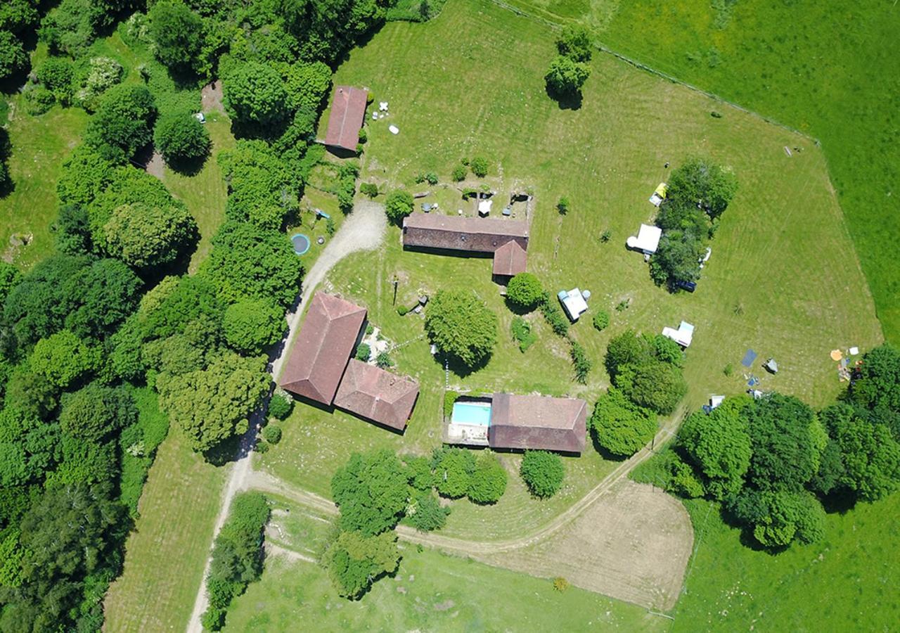 La Rhue Gites - Jacuzzi Jumilhac-le-Grand Zewnętrze zdjęcie